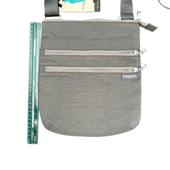 Baggallini Comrade 3-Zip Crossbody Bag Gray Lightweight Adjustable Strap - Picture 4 of 12
